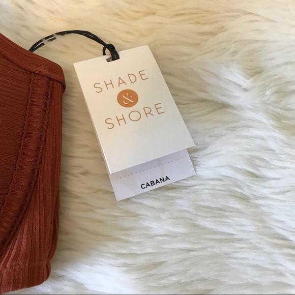 Shade & Shore NWT Halter Bikini Top 36D ! - Picture 3 of 9